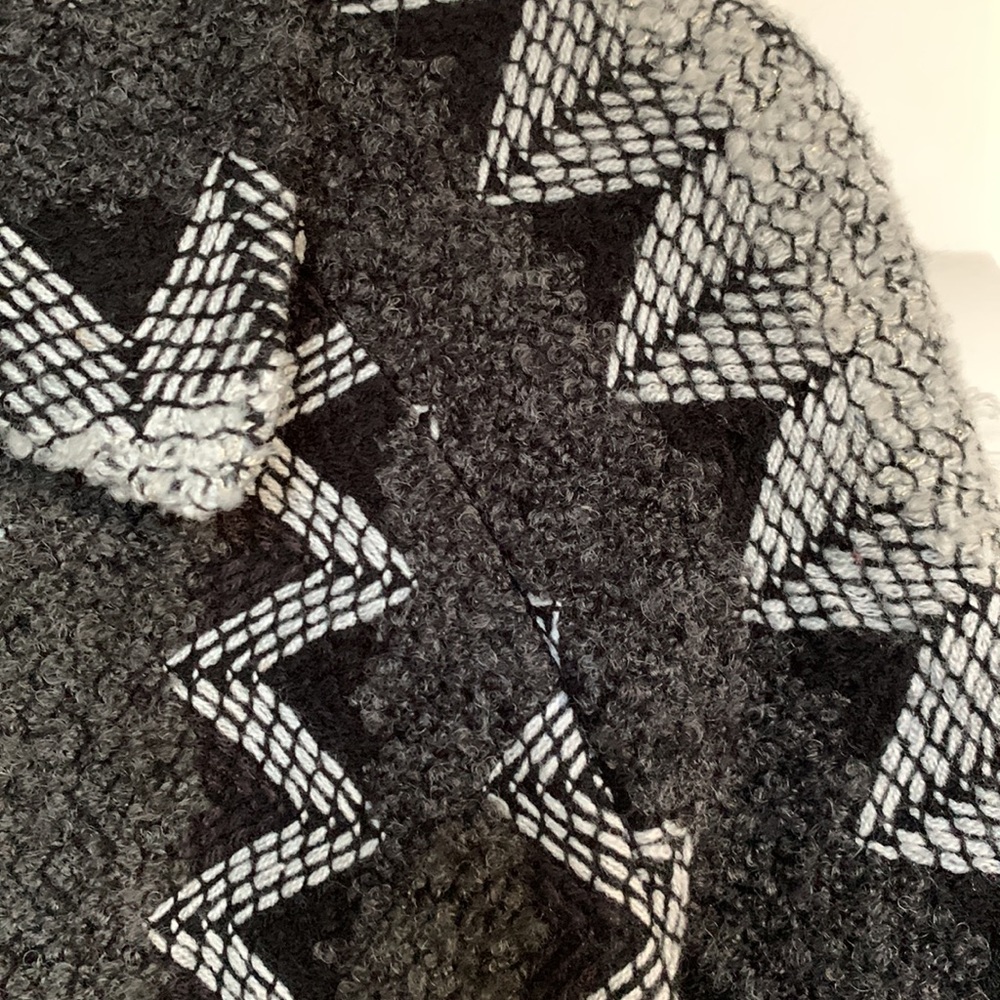 Boucle Black Gray Chevron Cropped Jacket By Lena Gabrielle Size 6 View 5